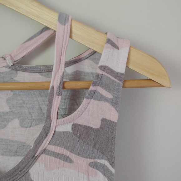 Jo & Co. Camo Tank Top Pink Grey Size Medium - Picture 6 of 11